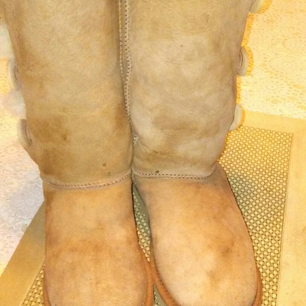 Uggs Boots - image 4